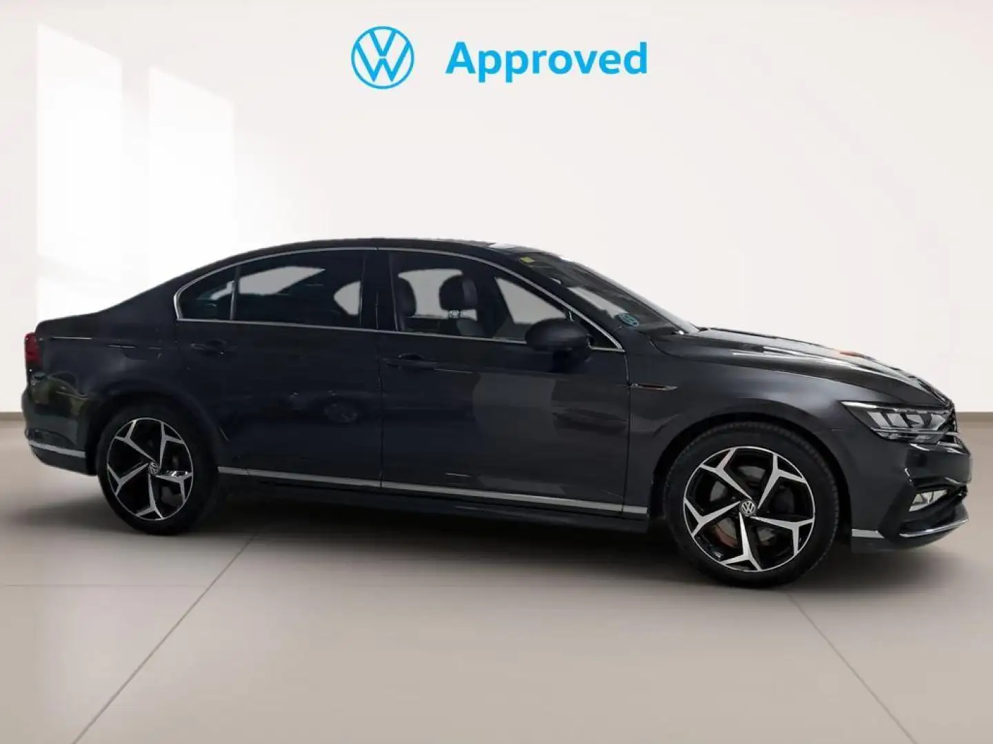 Volkswagen Passat 2.0TDI R-Line 110kW Gris - 2