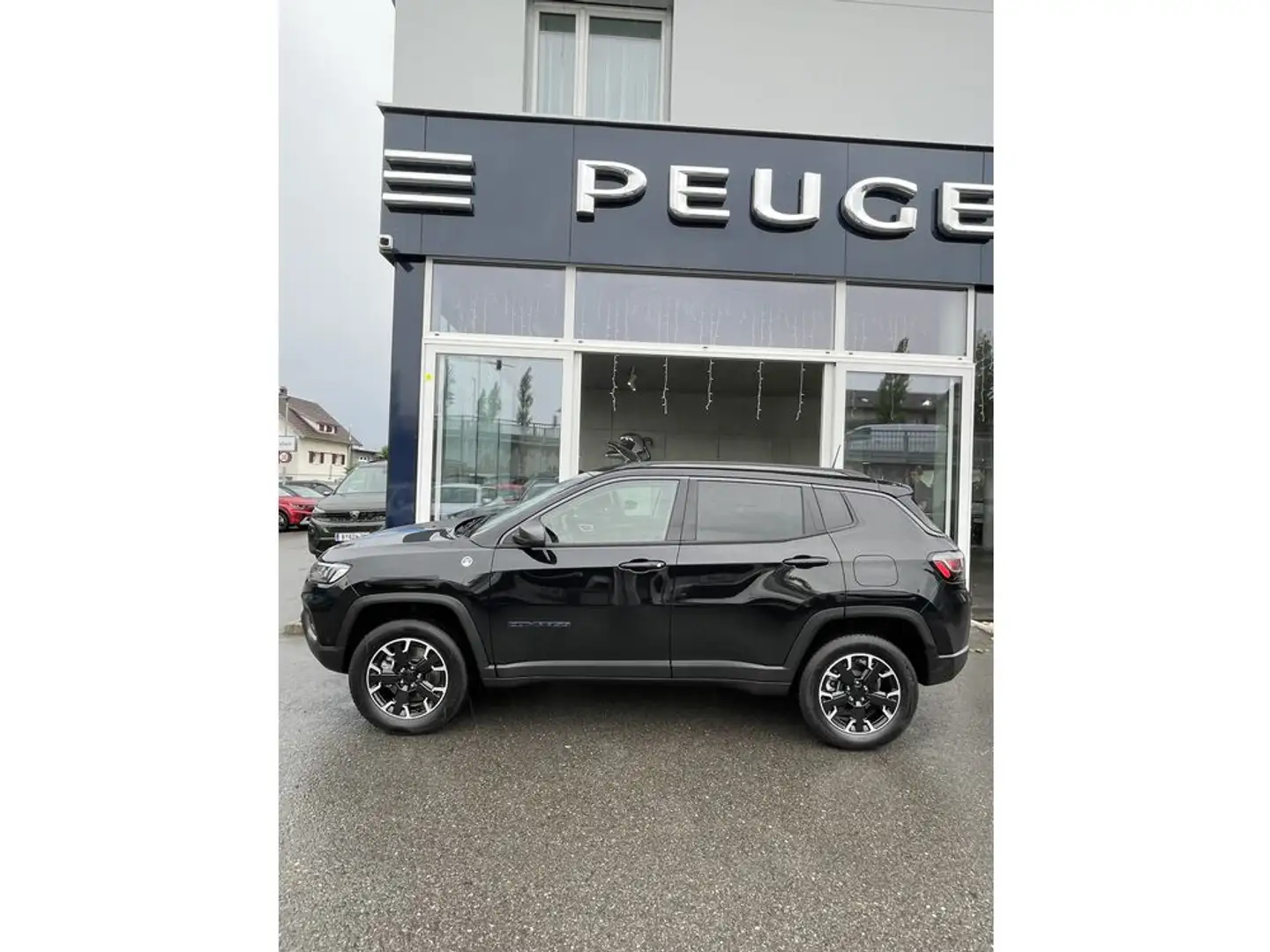 Jeep Compass Trailhawk Plug-In Hybrid 4xe- ALLRAD Schwarz - 2