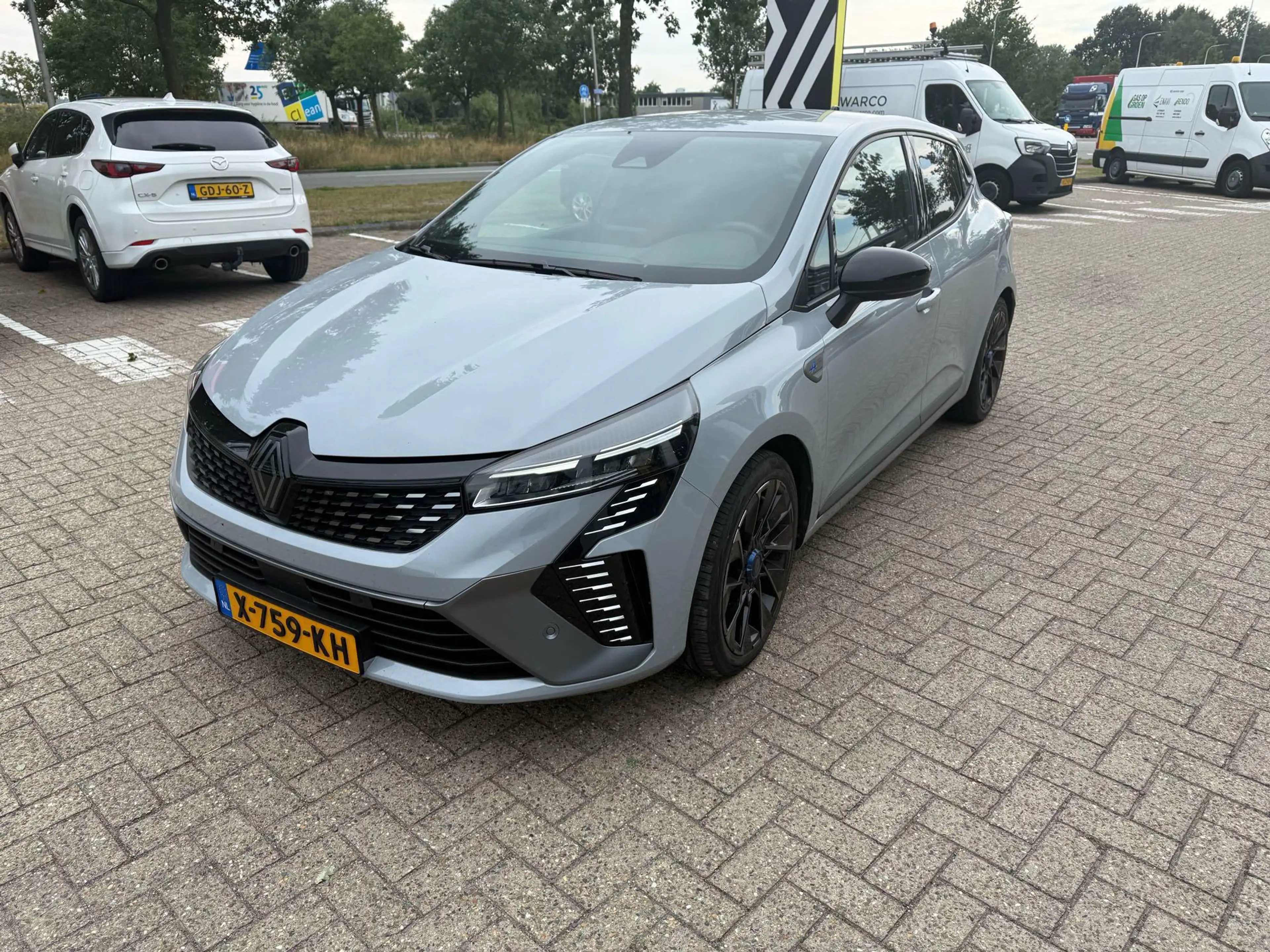 Renault Clio E-Tech full hybrid 145 esprit Alpine | Adapt. Crui — photo 2