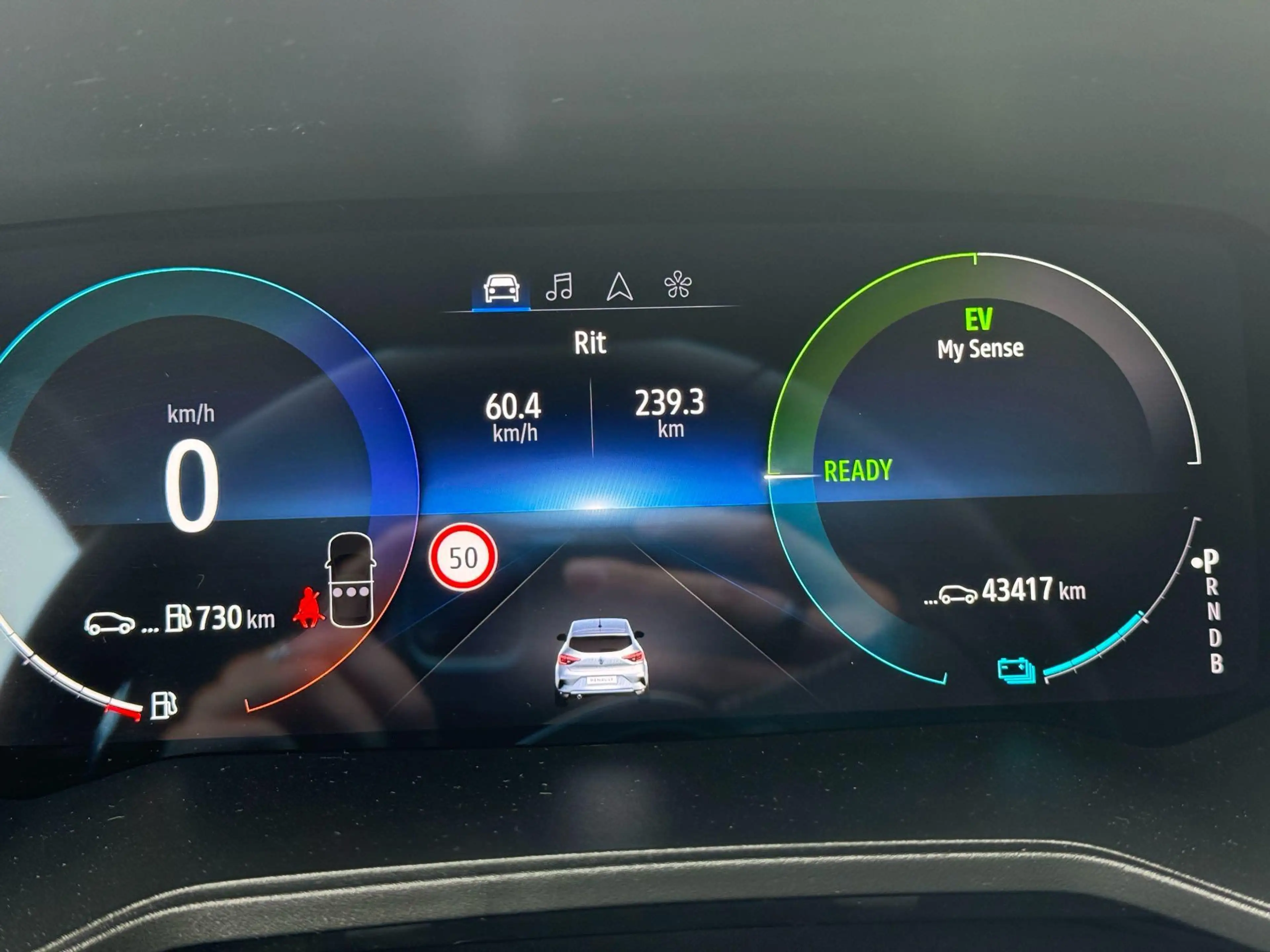 Renault Clio E-Tech full hybrid 145 esprit Alpine | Adapt. Crui — photo 9