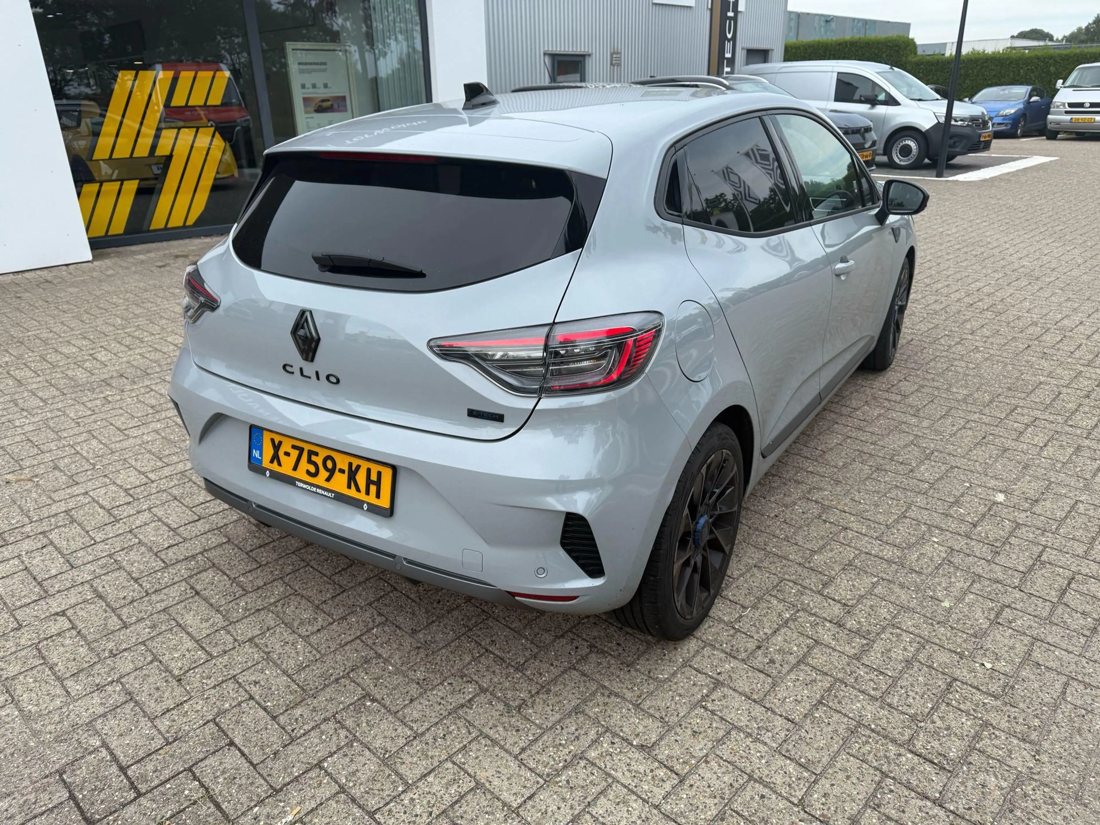 Renault Clio E-Tech full hybrid 145 esprit Alpine | Adapt. Crui — photo 5