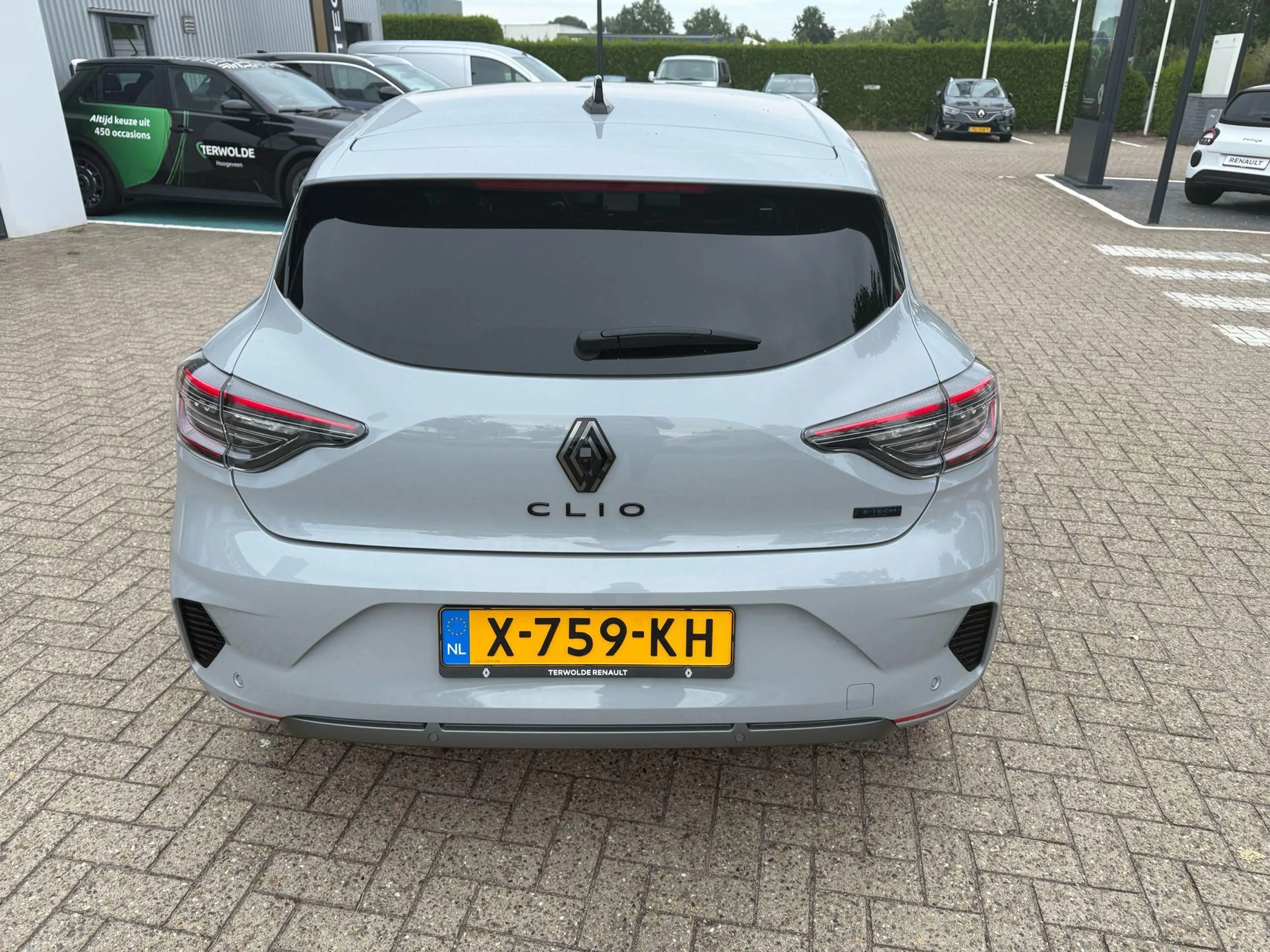 Renault Clio E-Tech full hybrid 145 esprit Alpine | Adapt. Crui — photo 4