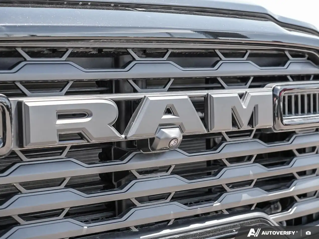 RAM 2500 снимка RAM 2500