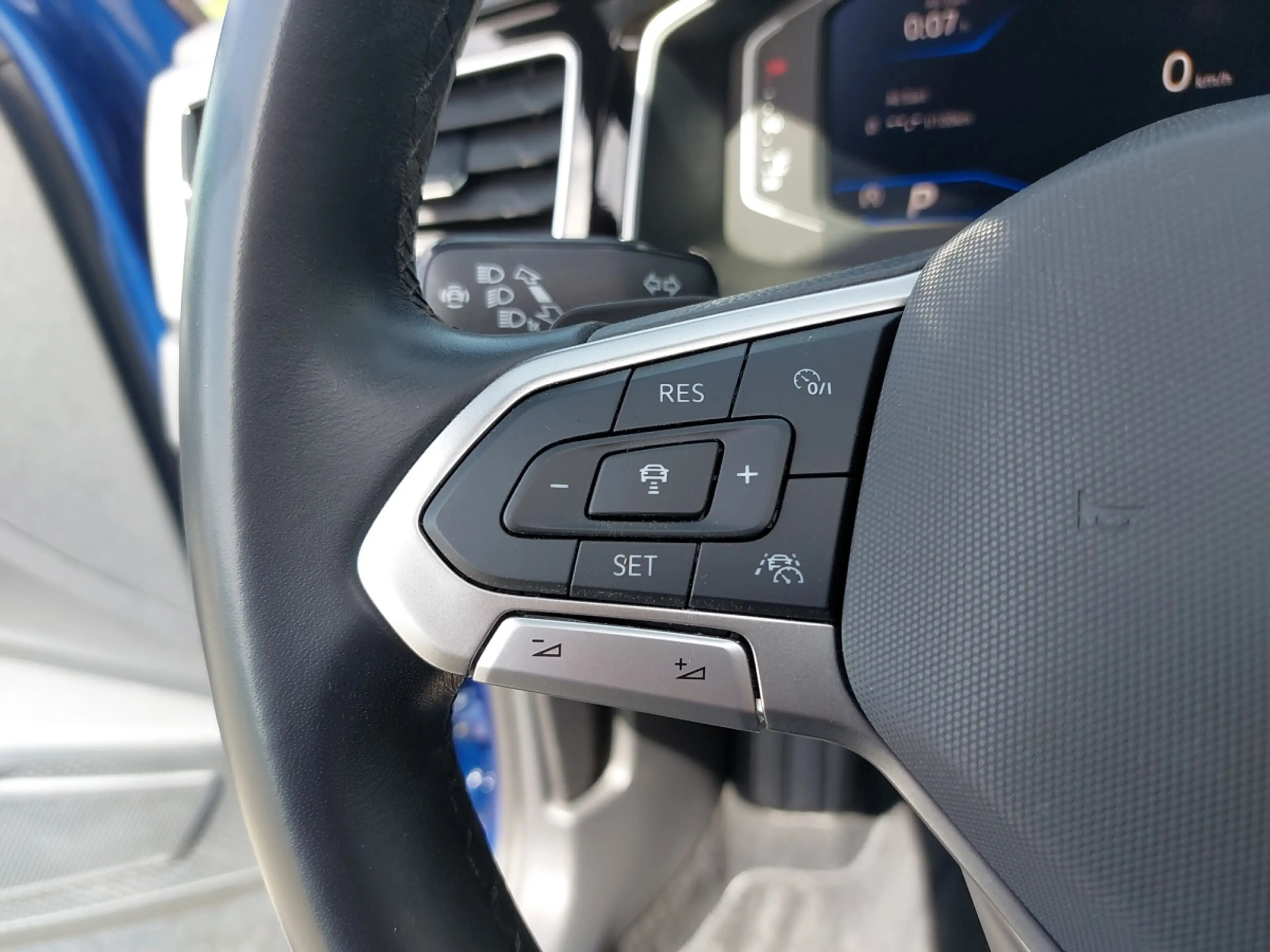 Volkswagen Taigo R-Line TSI DSG — photo 16