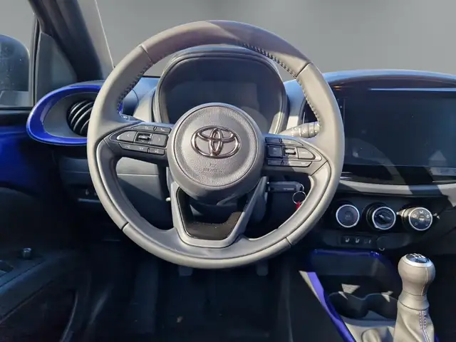 Toyota Aygo X view 14
