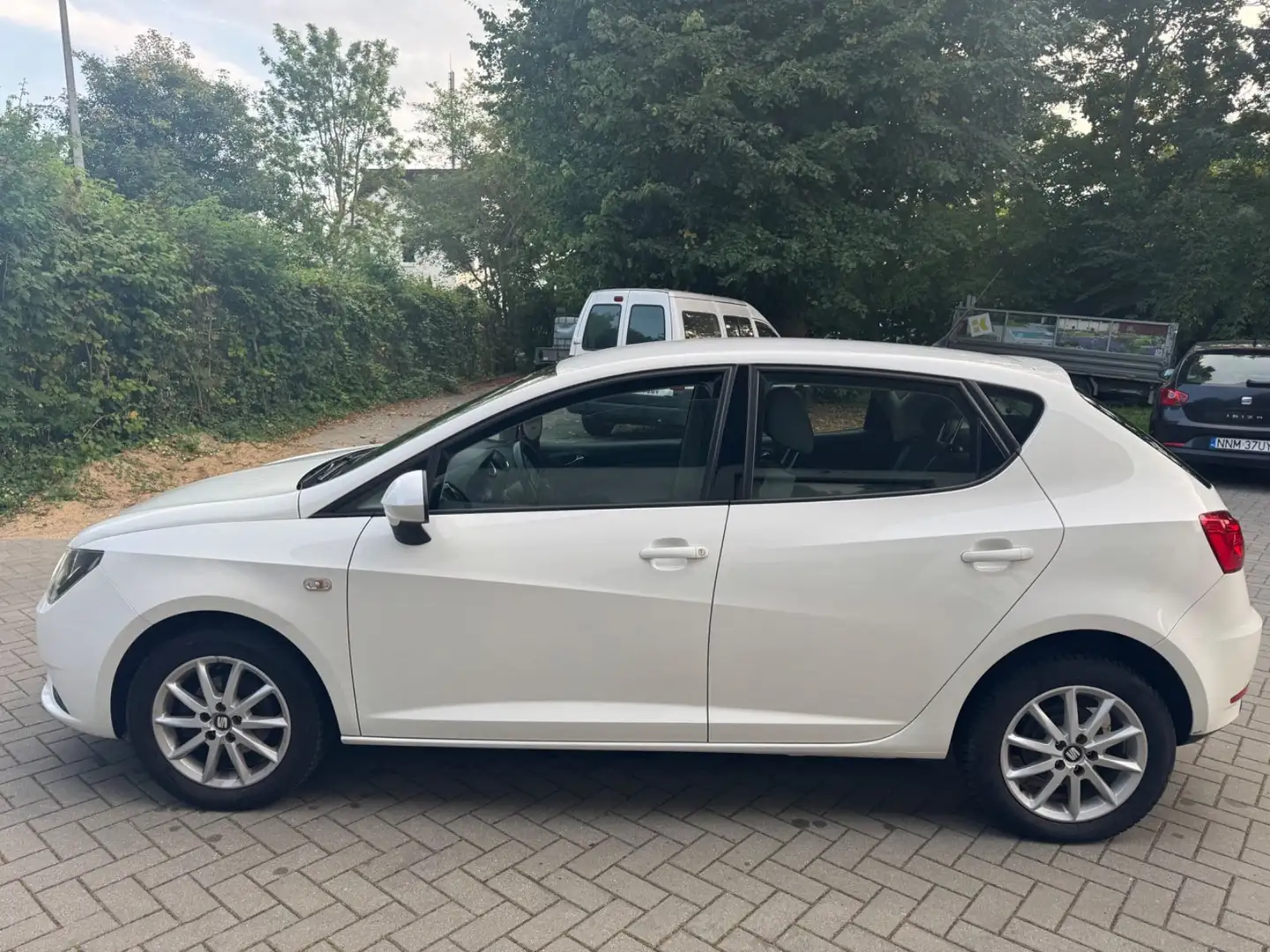 SEAT Ibiza Style / TÜV NEU / Weiß - 2