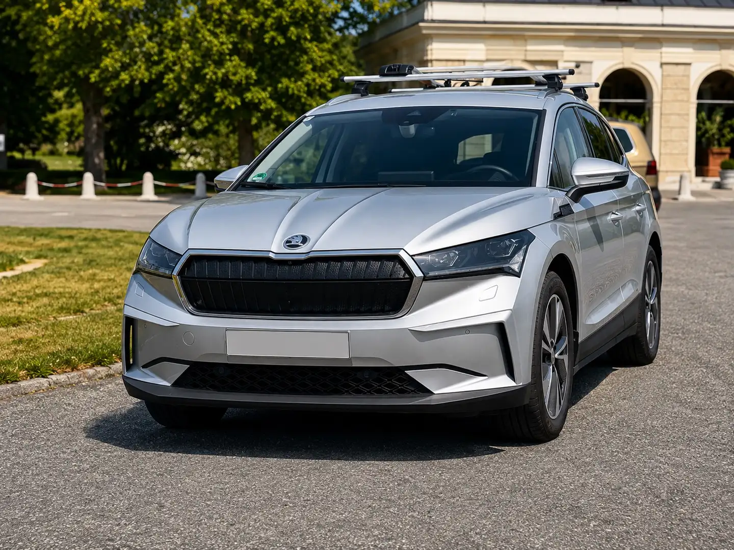 Skoda Enyaq Enyaq iV 80 82kWh Silber - 1
