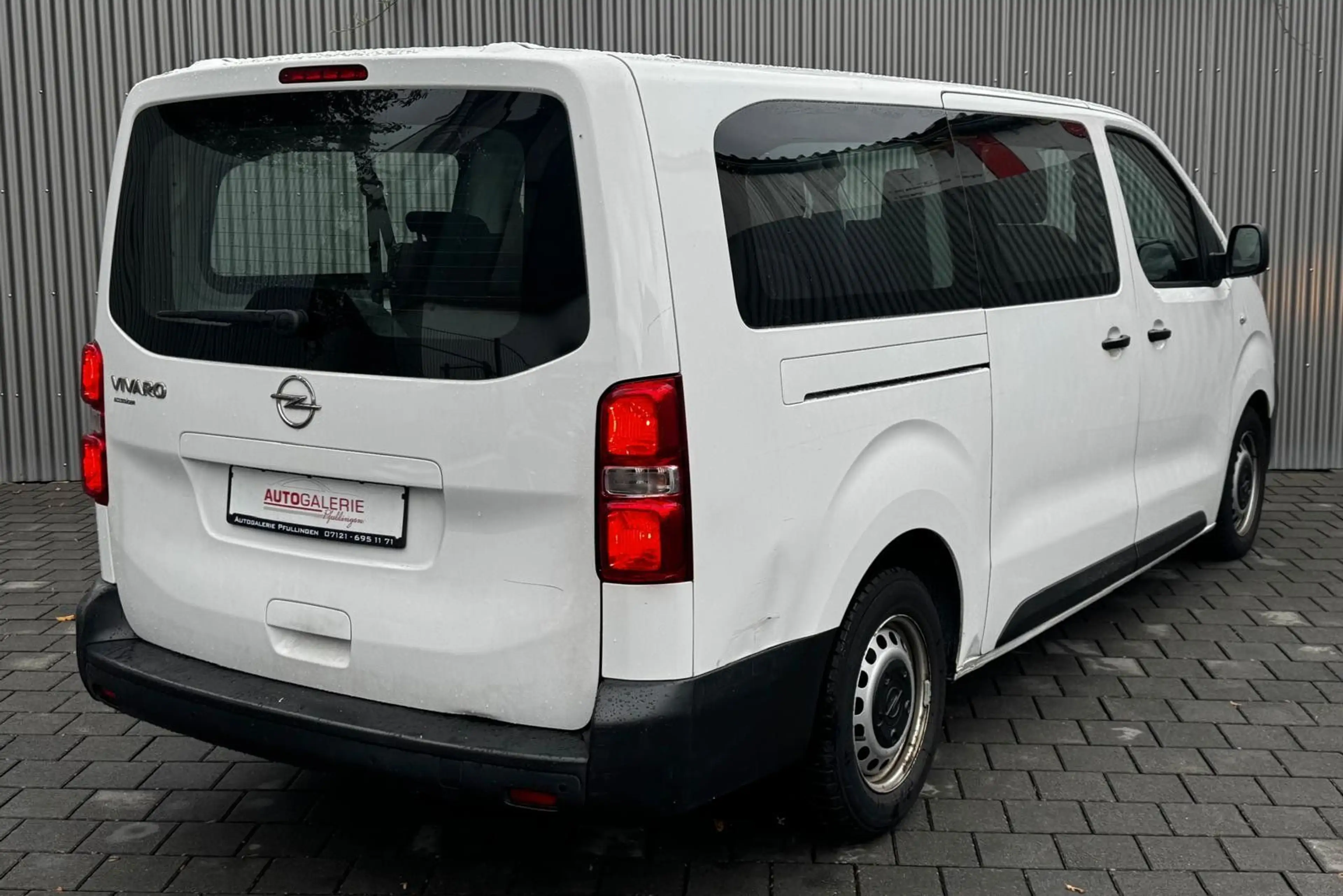 Opel Vivaro Kombi L3 Tempomat 1.Hand — photo 6