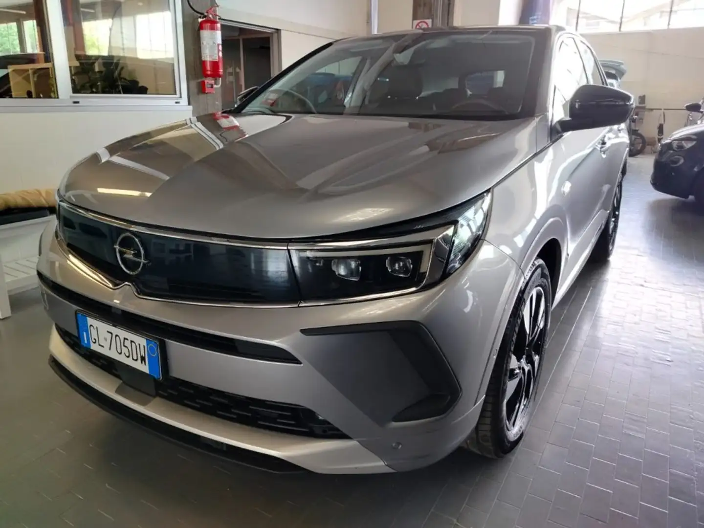 Opel Grandland 1.2 Turbo 12V 130 CV aut. Business Elegance Grigio - 1