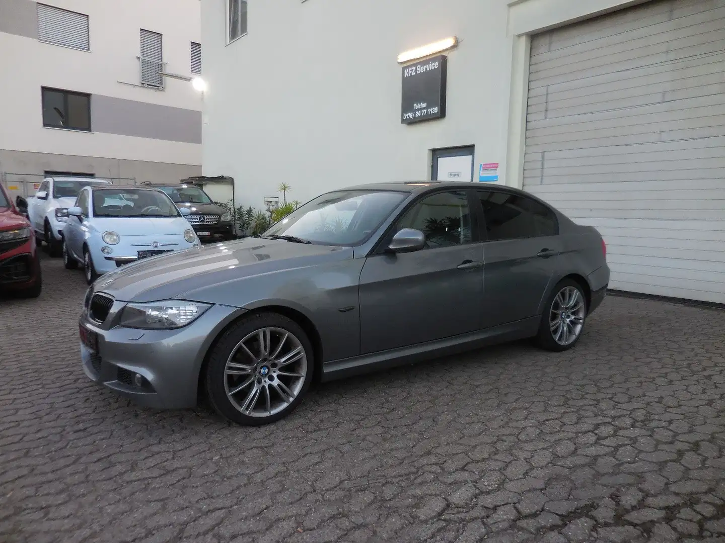 BMW 320 Baureihe 3 Lim. 320i Grau - 2