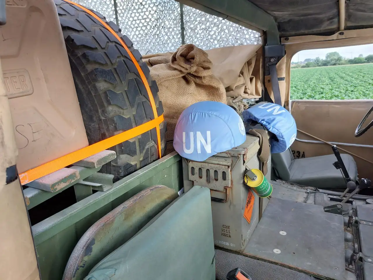 HUMMER H1 AM GENERAL - M998 - HUMVEE - HMMWV - 6.2 - V8 - 1989 - RIJBEWIJS B, foto 10