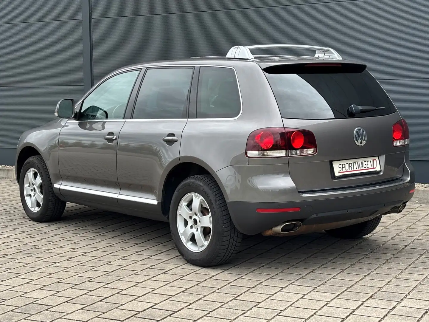 Volkswagen Touareg 3.0 V6 TDI   **VW Serviceheft gepflegt** Grau - 2