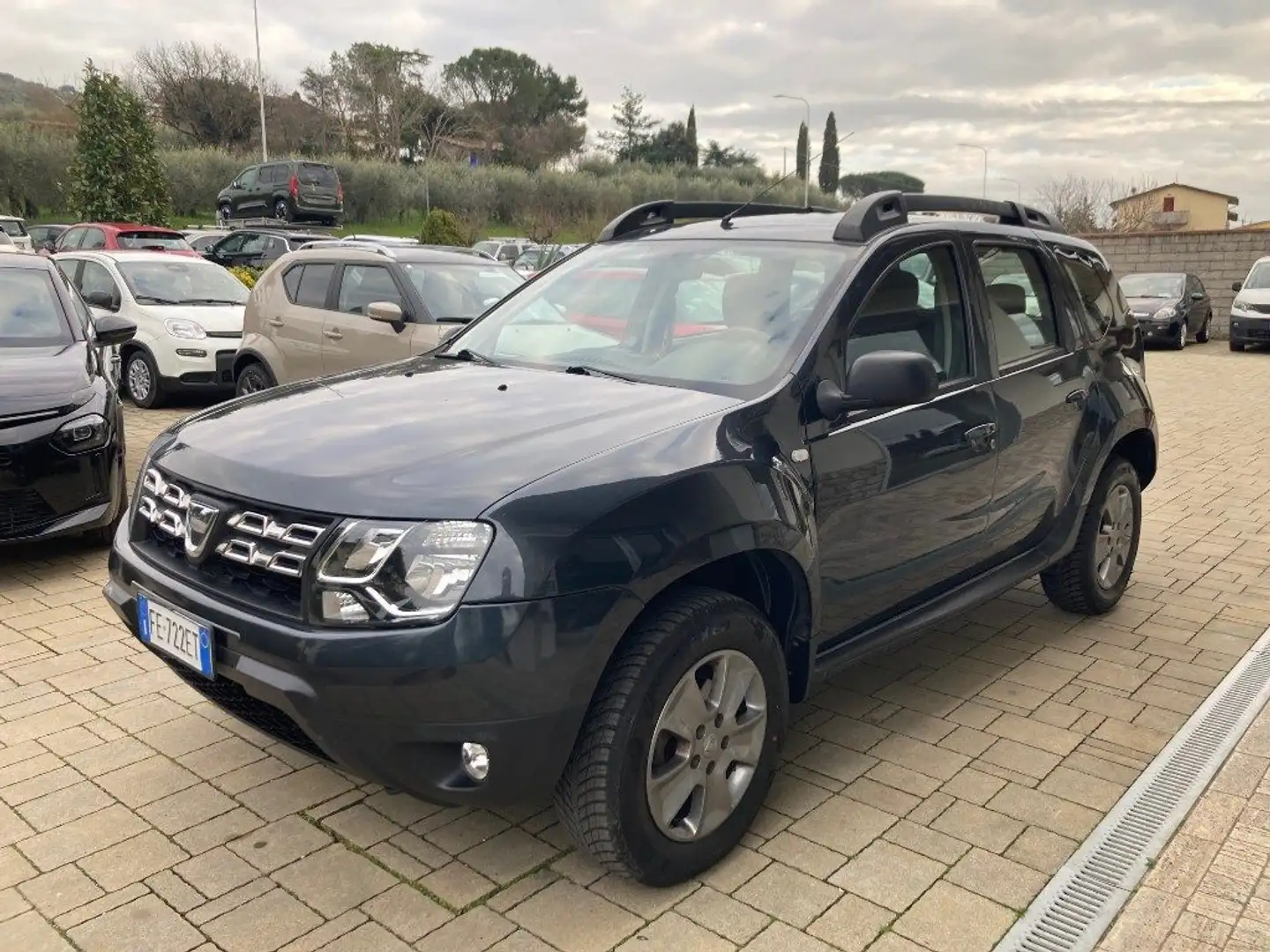 Dacia Duster 1.5 dCi 90CV Start&Stop 4x2 Prestige Grigio - 2