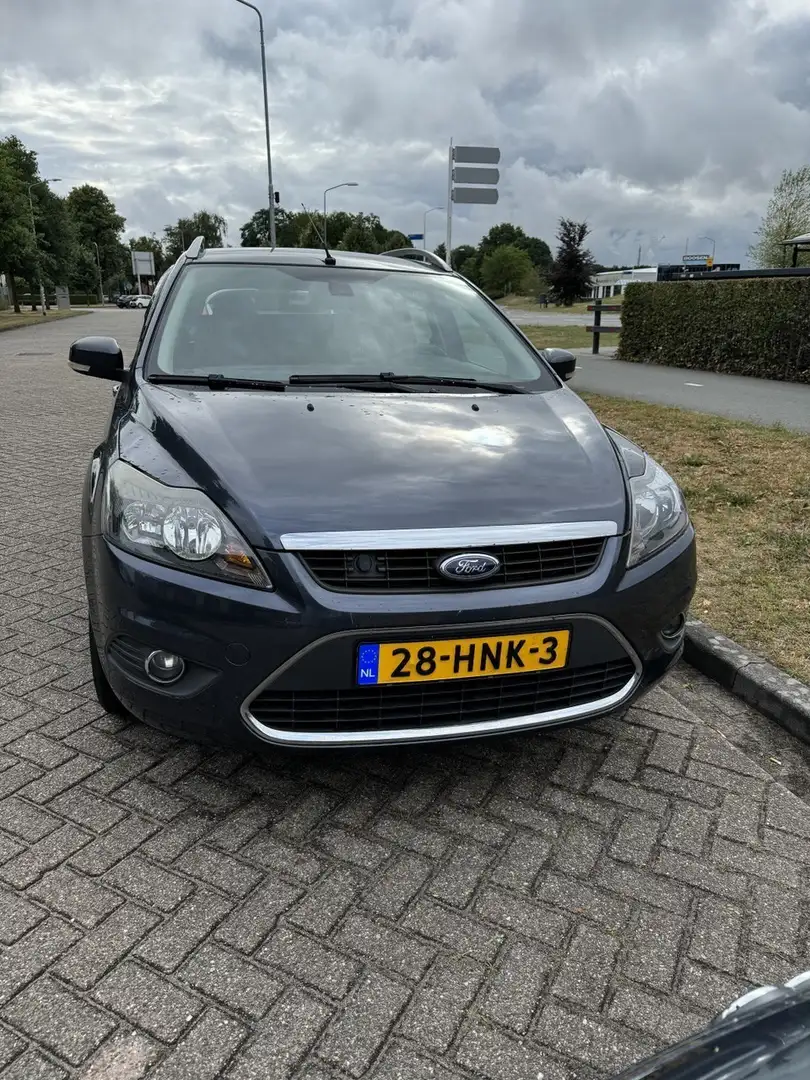 Ford Focus Turnier 1.8 Titanium - 2