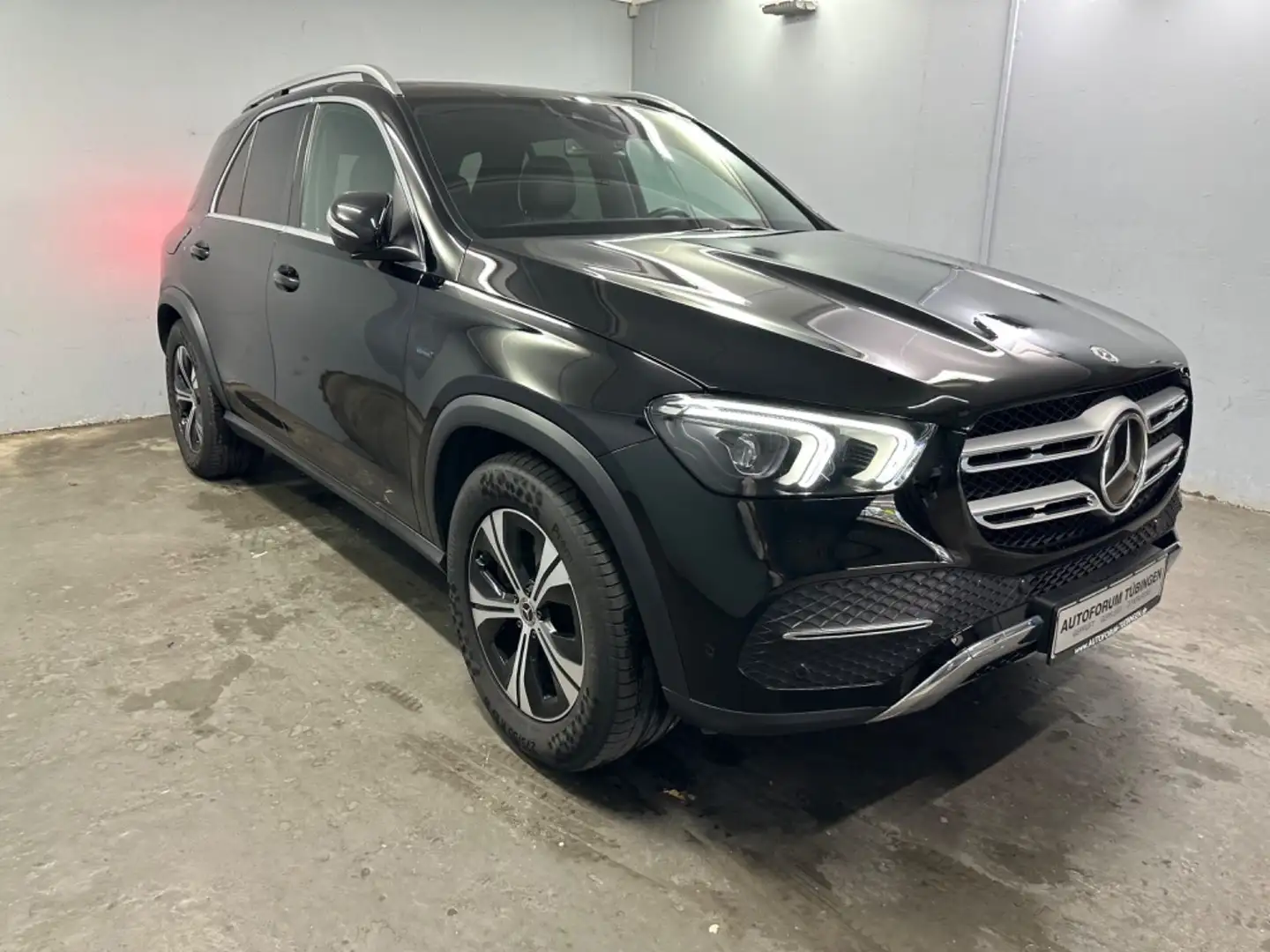 Mercedes-Benz GLE 350 de 4MATIC*WIDESC*PANO*360*DISTRO+* Schwarz - 2