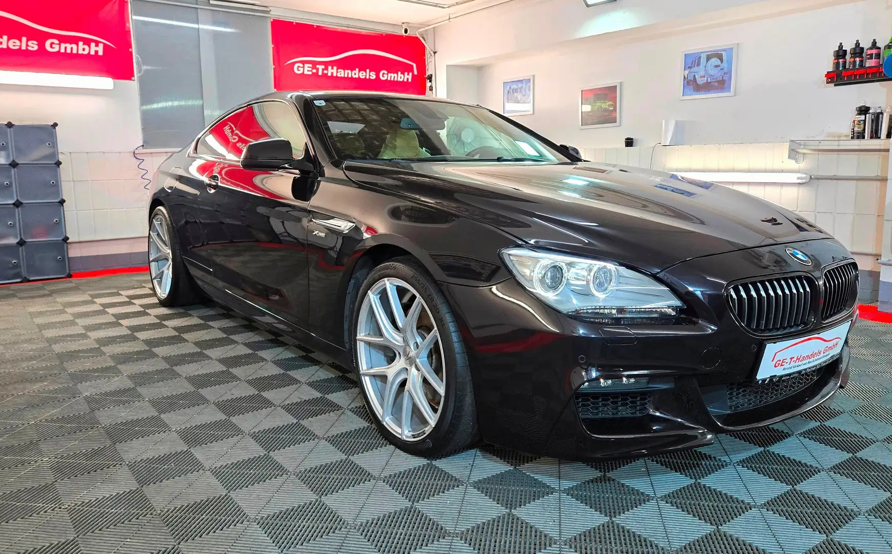 BMW 650 i xDrive Coupé Aut. Individual M-Paket Head-up Schwarz - 2