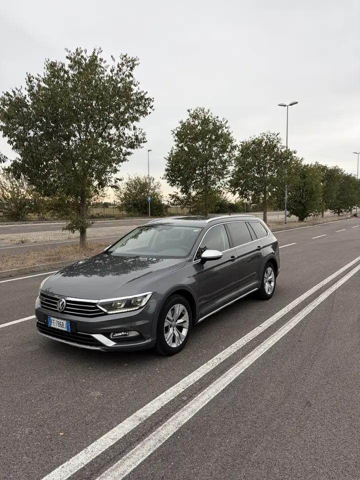 Volkswagen Passat Alltrack