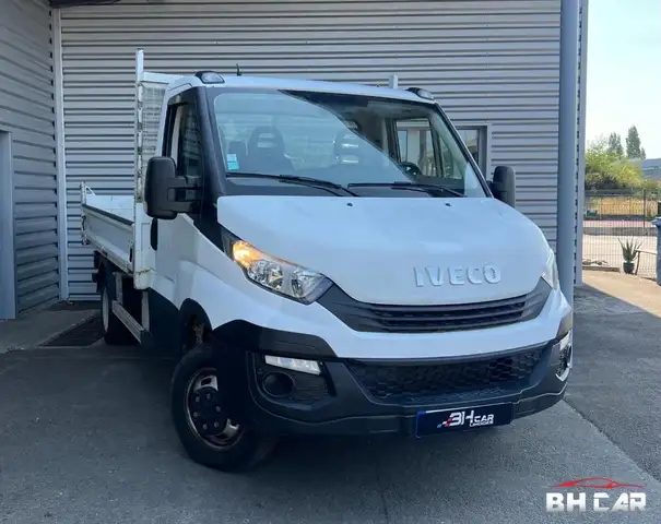 Iveco Daily 35C12 Cabine Benne 2.3 115 ch TVA récupérable