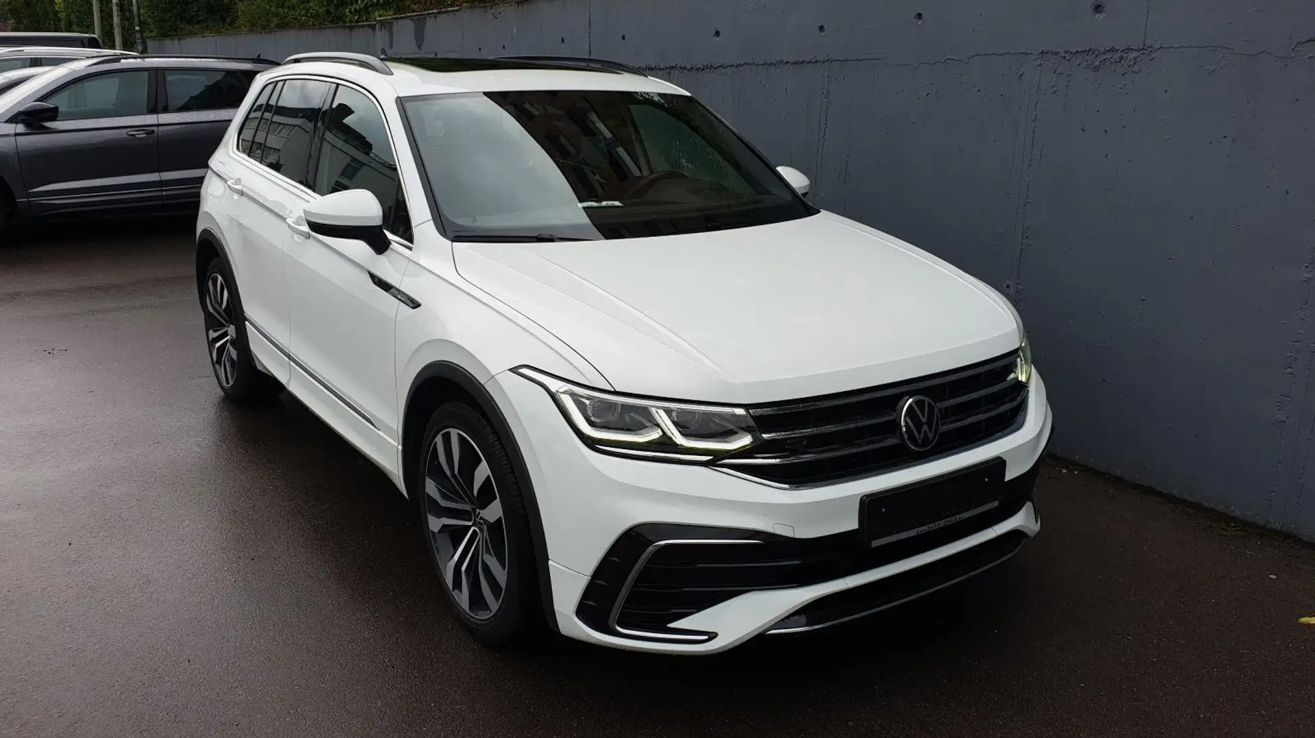 Volkswagen Tiguan 1.5 TSI DSG 3x R-Line Pano/Virtual/Matrix Weiß - 2