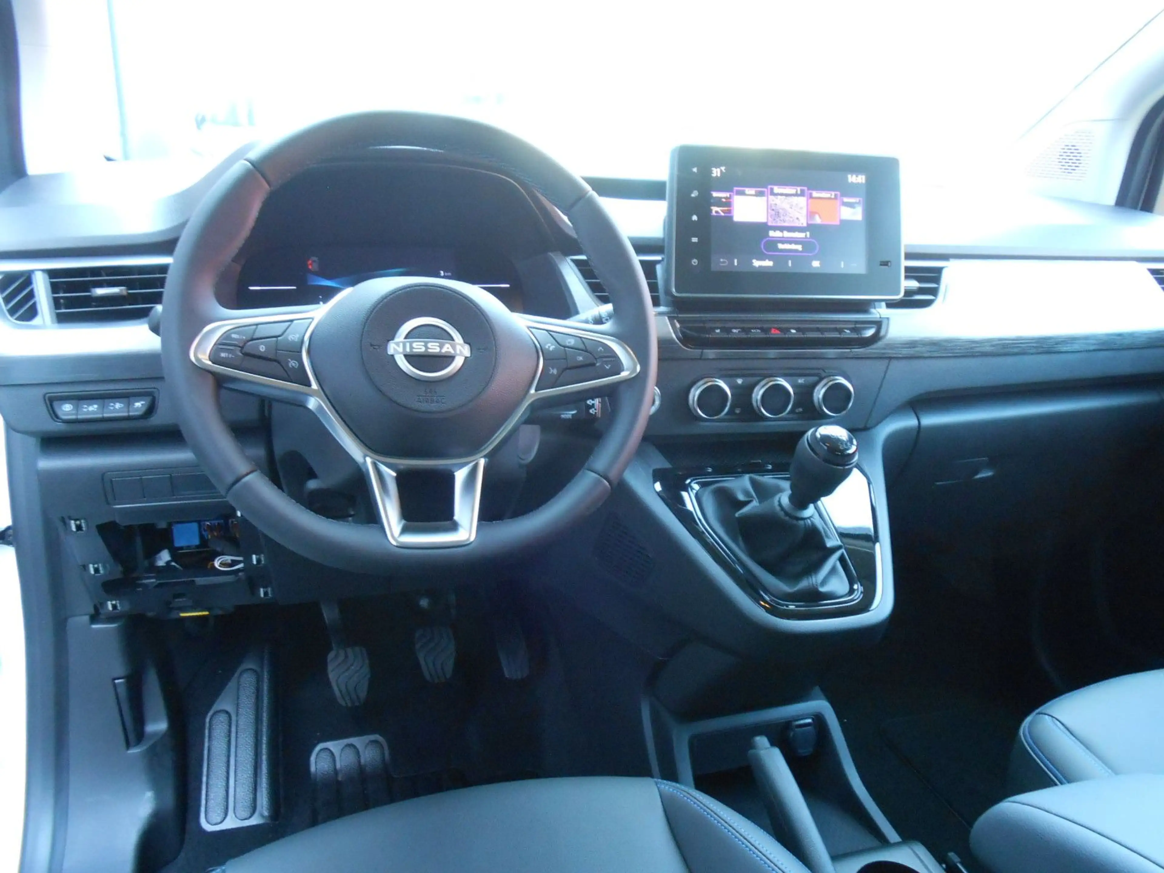 Nissan Townstar Kombi L1 Tekna — photo 9