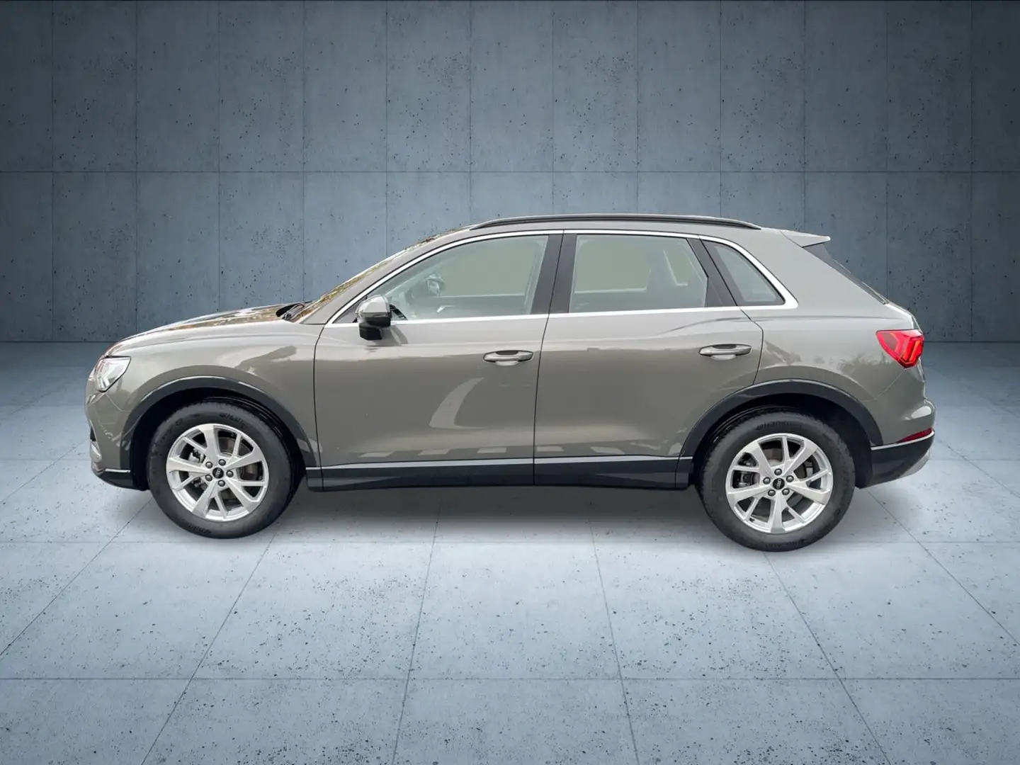 Audi Q3 advanced 35 TFSI S tr LED/ACC/Nav/ASI/Kam/SHZ Grau - 2