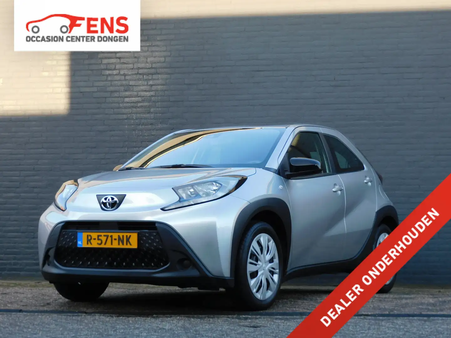 Toyota Aygo X 1.0 VVT-i S-CVT Play 1e EIGENAAR! DEALER ONDERHOUD Silber - 1