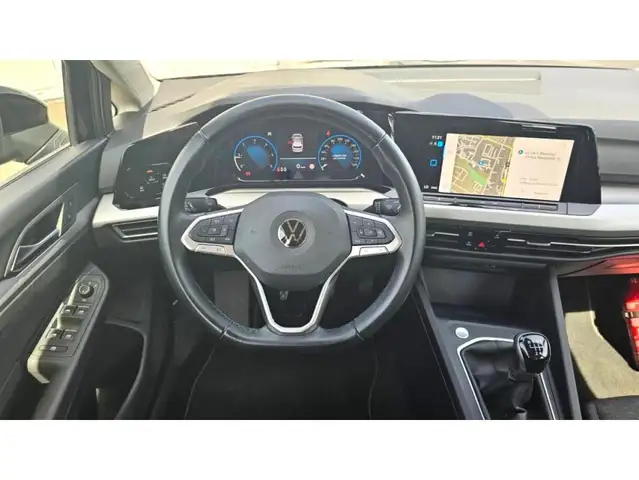 Volkswagen Golf view 4