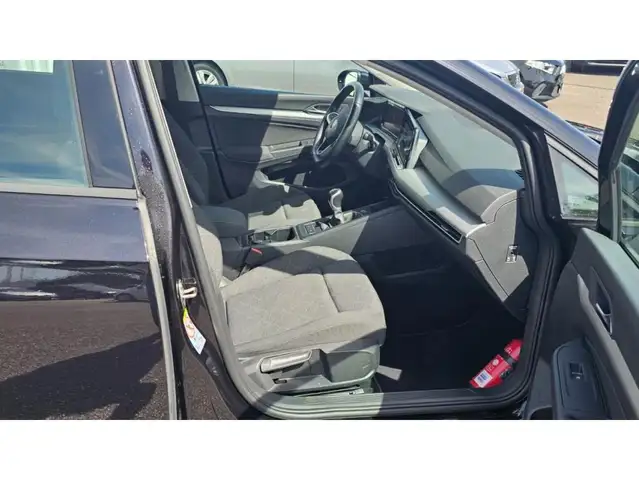 Volkswagen Golf view 6