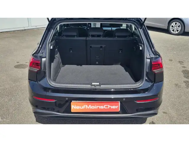 Volkswagen Golf view 3