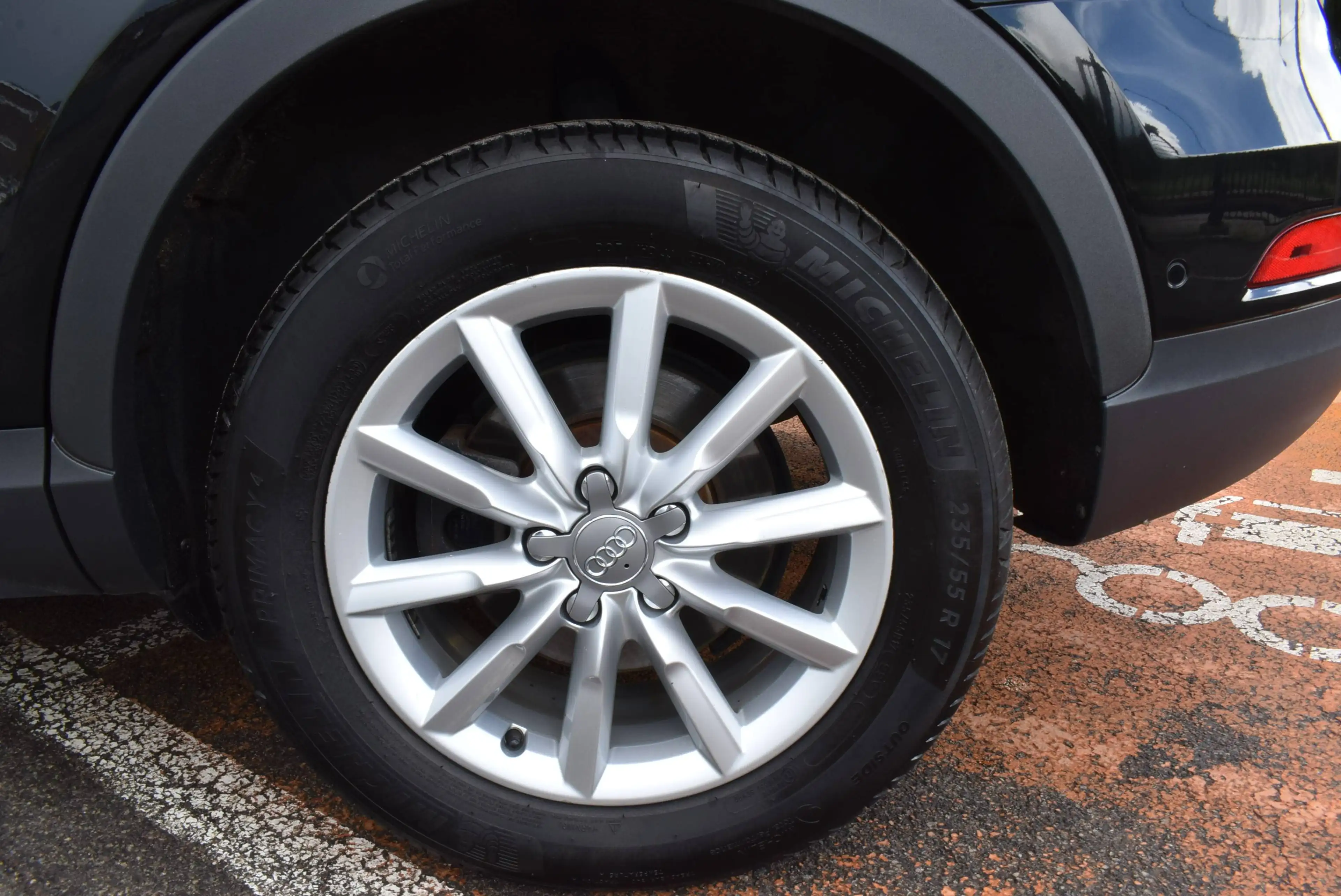 Audi Q3 2.0 TDi Quattro Design S tronic ***12M GARANTIE*** — photo 4