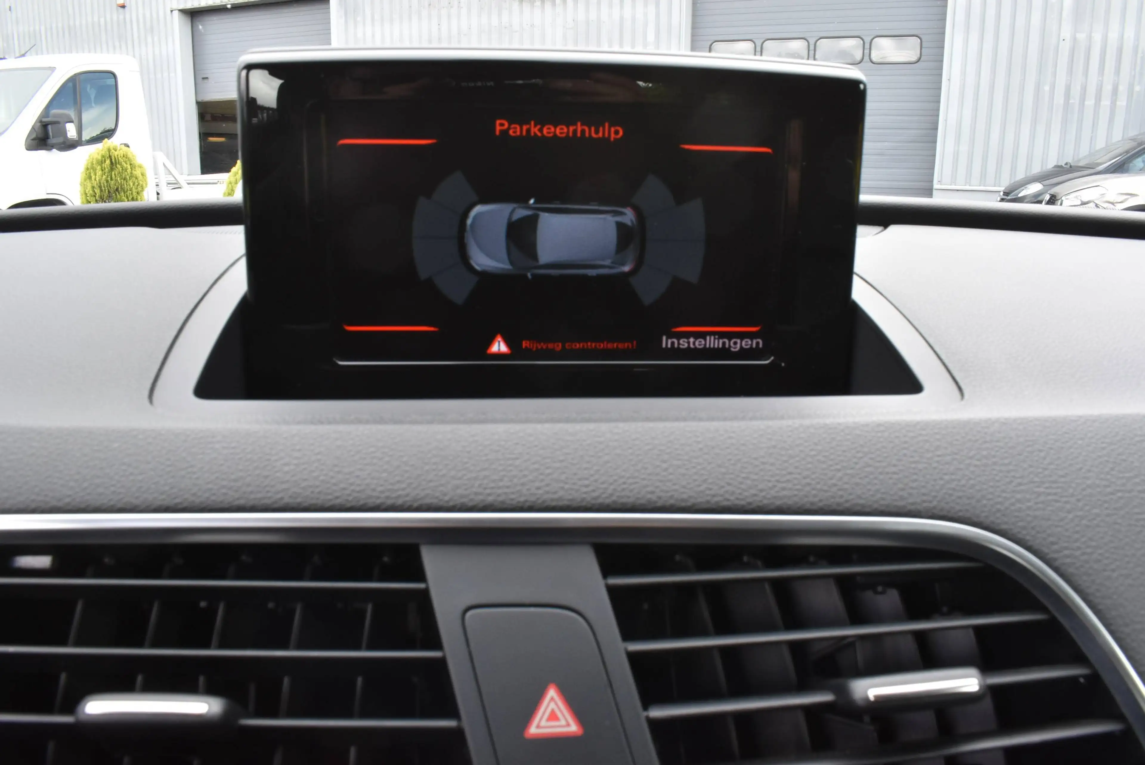 Audi Q3 2.0 TDi Quattro Design S tronic ***12M GARANTIE*** — photo 13
