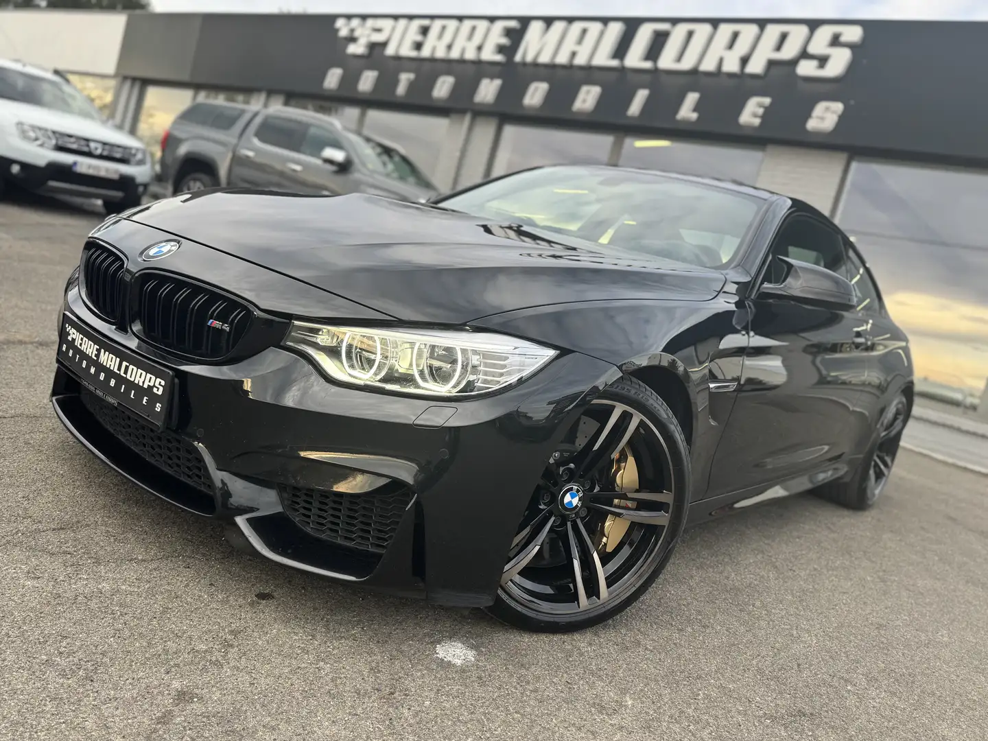 BMW M4 Coupé 3.0 DKG / CARBON CERAMIC / MPERF EXHAUST Noir - 1