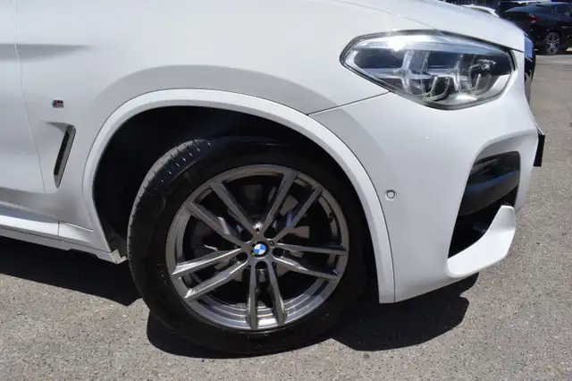 BMW X3 view 13