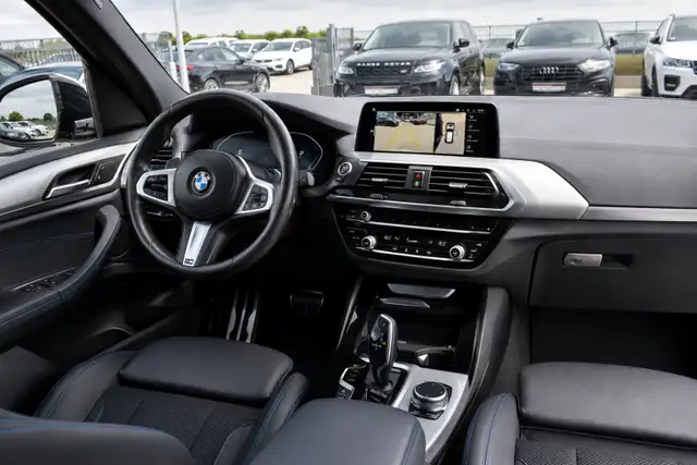 BMW X3 view 2