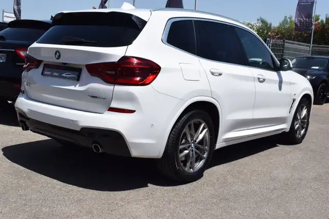 BMW X3 view 5