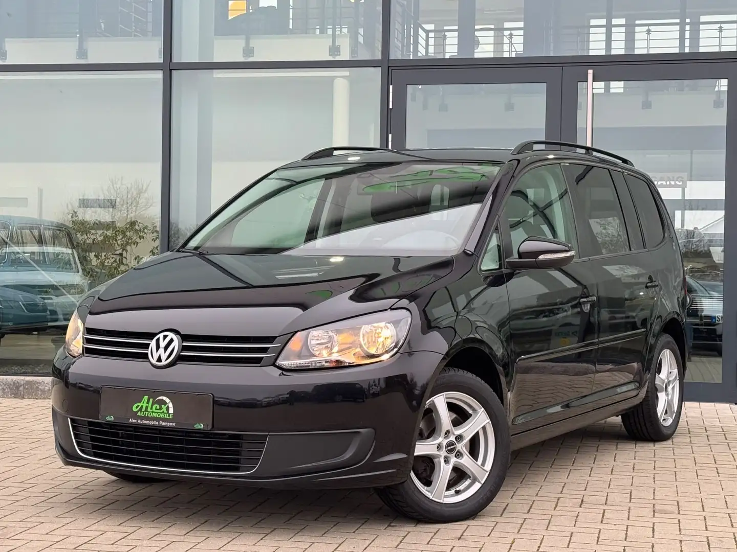Volkswagen Touran 1.6 TDI Comfortline BMT Temp. Navi PDC Noir - 1