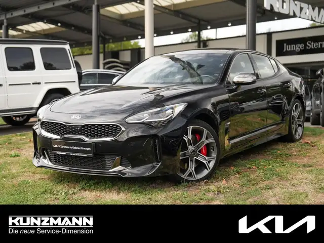 Kia Stinger 3.3 V6 T-GDI  4WD GT Schiebedach HUD ACC