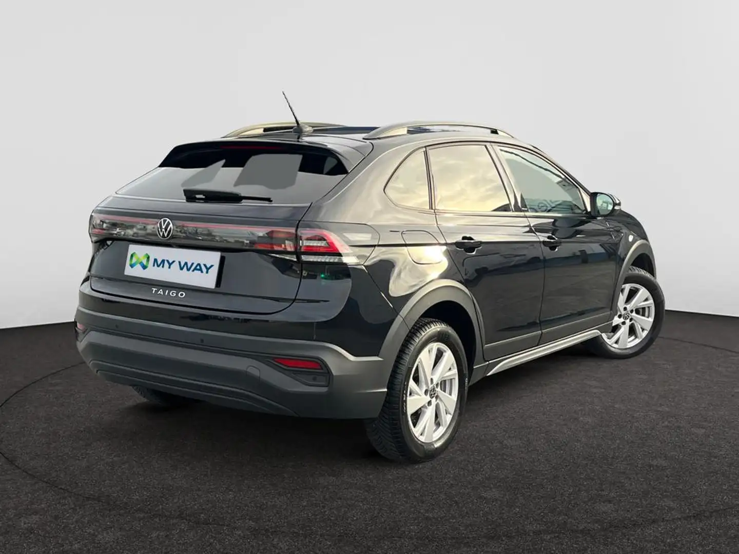 Volkswagen Taigo Life Business 1.0 TSI (110 pk) AUTOMAAT /// Achteruitrijcamera /// Android Auto & Apple Carplay /// Negro - 2