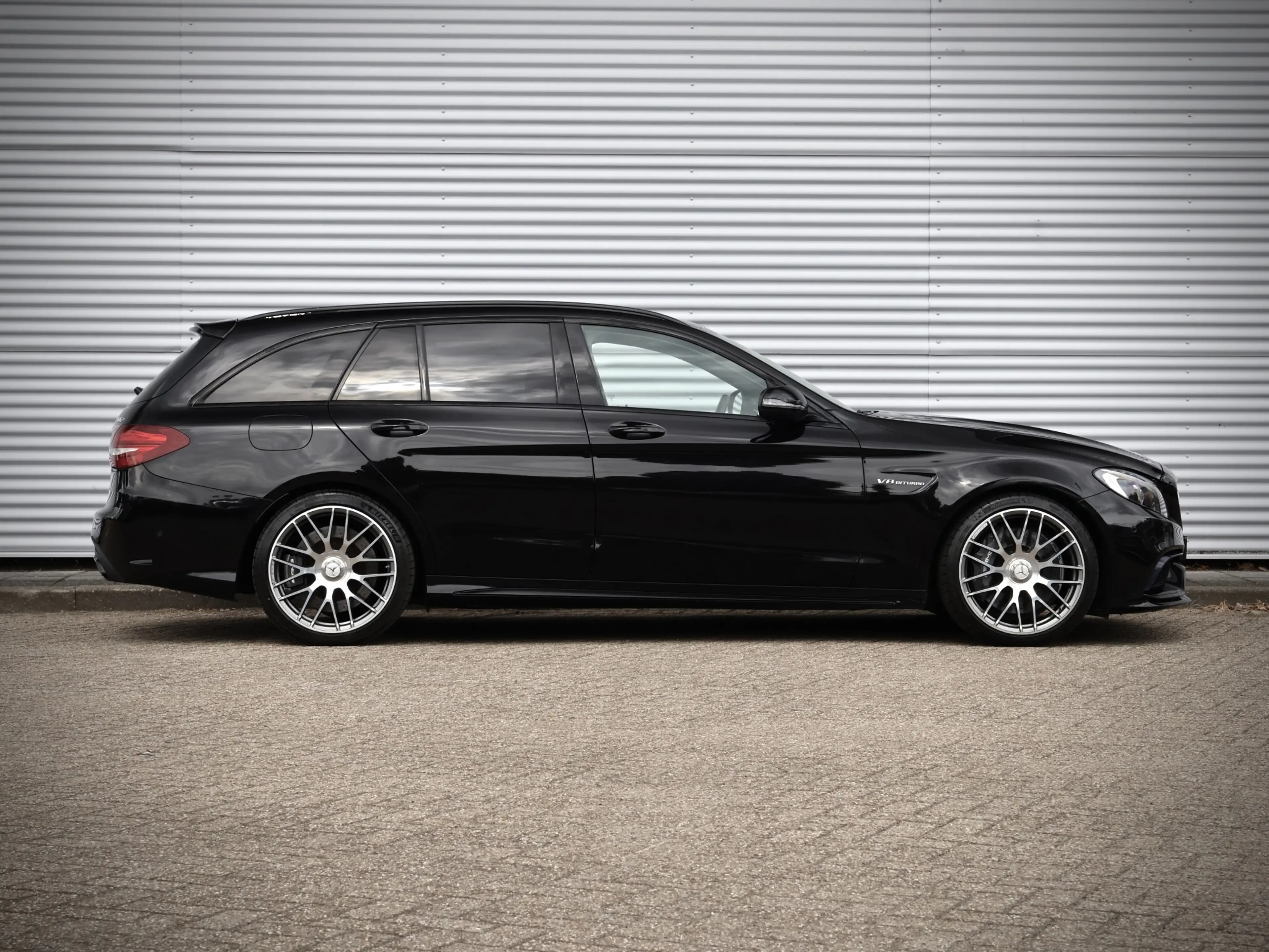 Mercedes-Benz C 63 AMG Estate C63 V8 Biturbo | Panodak | Burmester | Rija — photo 13