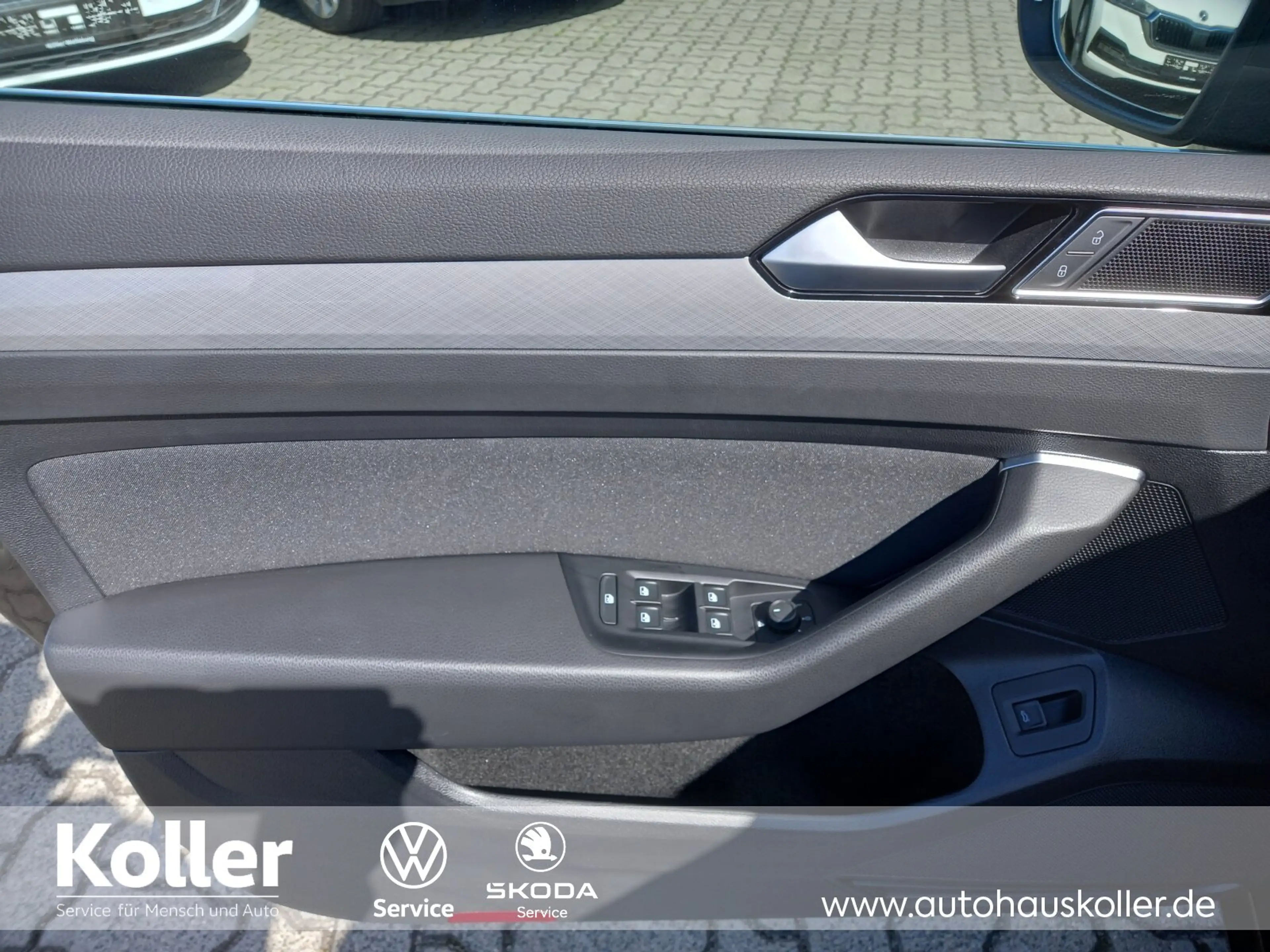 Volkswagen Passat Passat Variant 2.0 TDI DSG Navi Kamera ACC Autom. — photo 10