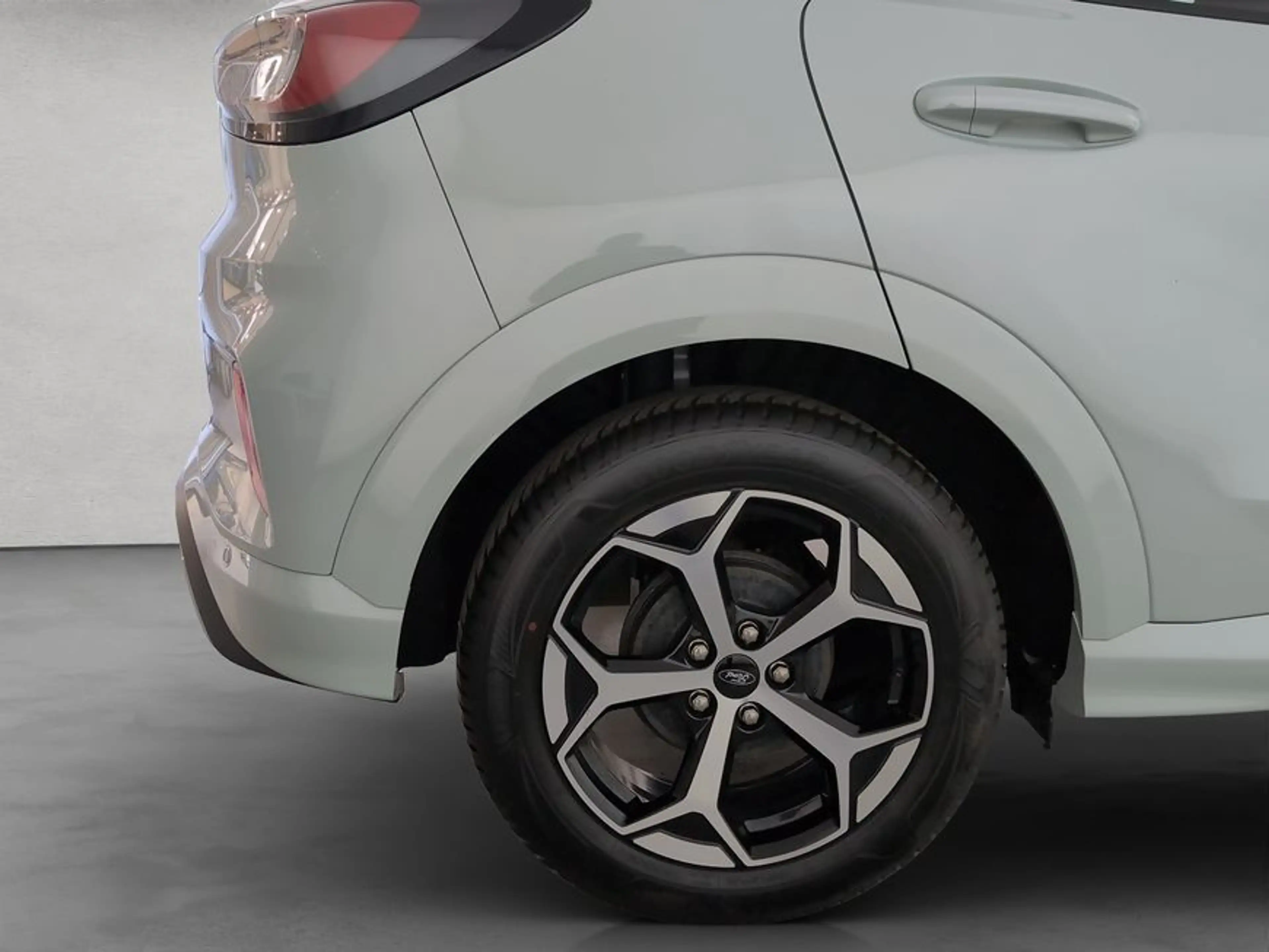 Ford Puma 1.0 EcoBoost Hybrid Aut. ST-LINE X +LED-MATRI — photo 29