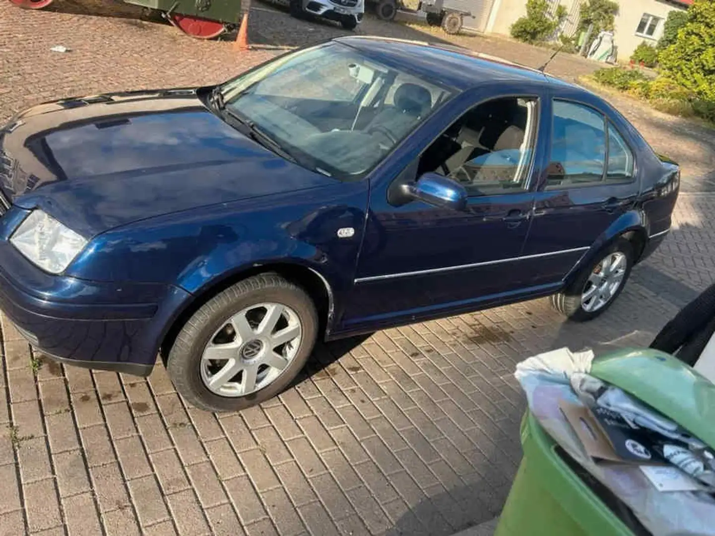 Volkswagen Bora Ich verkaufe einen VW Bora. Schwarz - 2