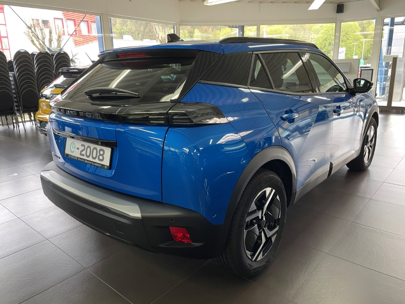 Peugeot 2008 e- Allure 156 LED SITZHEIZUNG Klimaautom. — photo 5