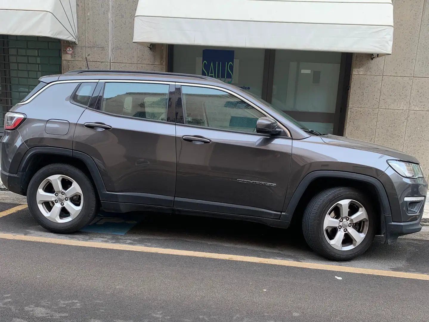 Jeep Compass Compass II 2017 1.6 mjt Limited 2wd 120cv my19 Коричневый - 1