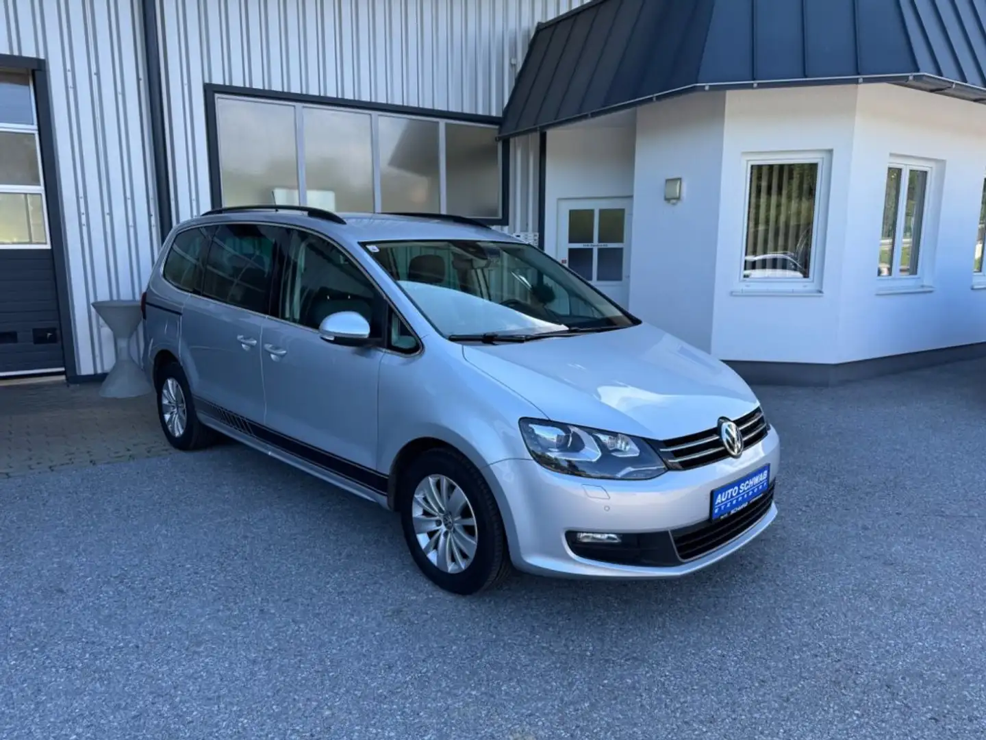 Volkswagen Sharan CL TDI SCR 4-motion DSG *NAVI,STANDHEIZUNG,XENON* Argent - 1