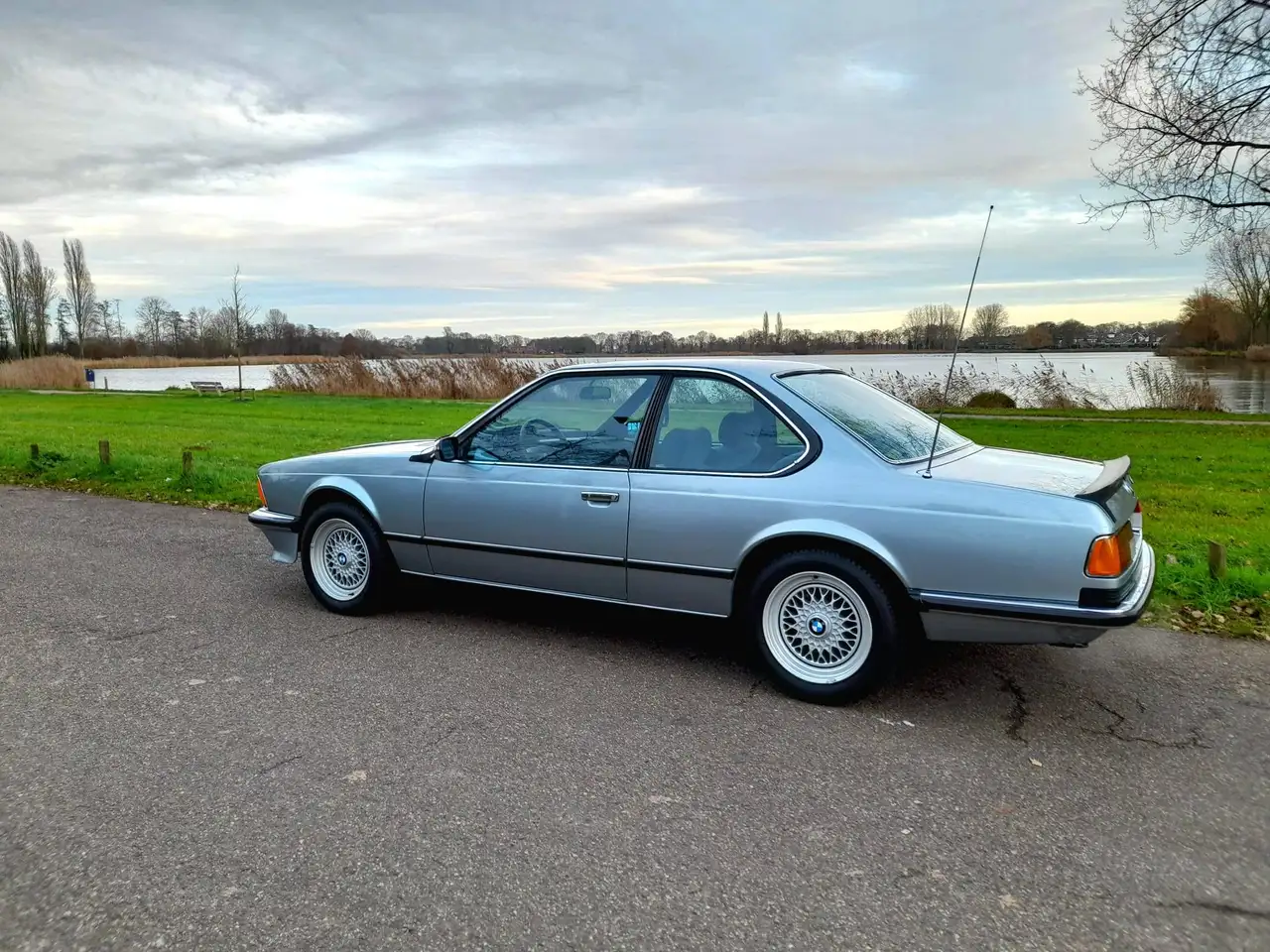 BMW 635 CSi, foto 4