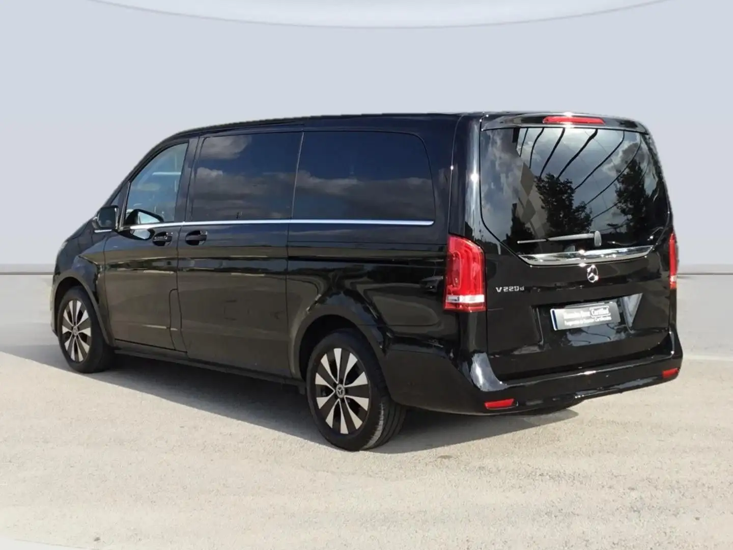 Mercedes-Benz V 220 220d Largo Avantgarde Negro - 2