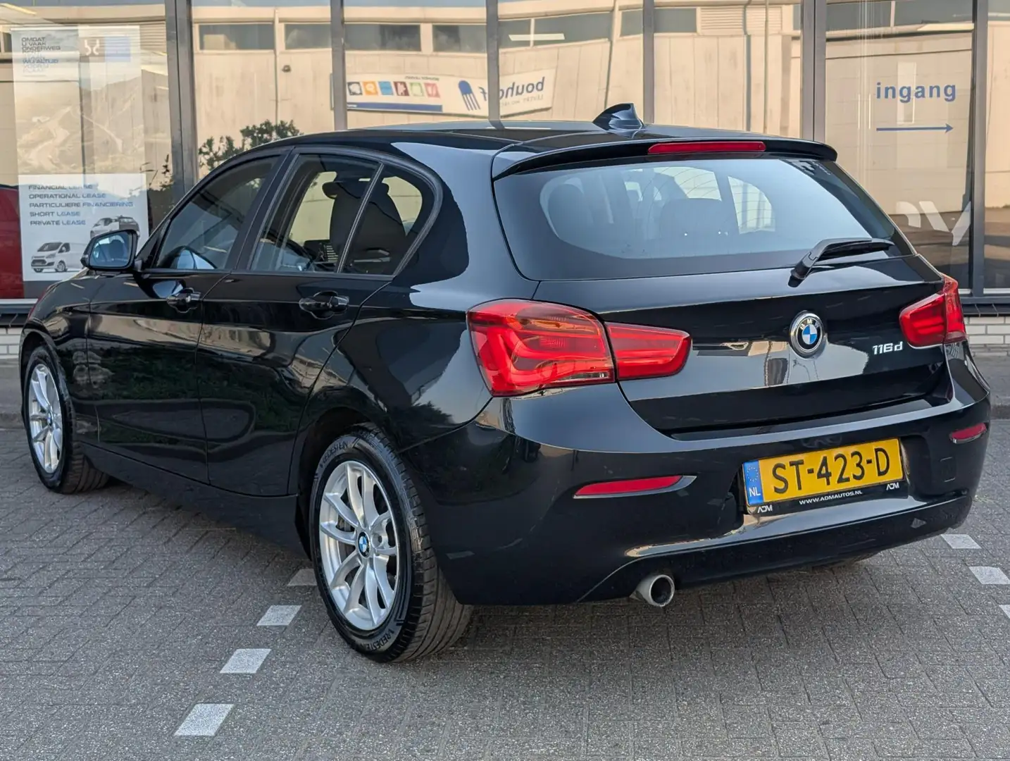 BMW 116 1-serie 116d EDE Schwarz - 2