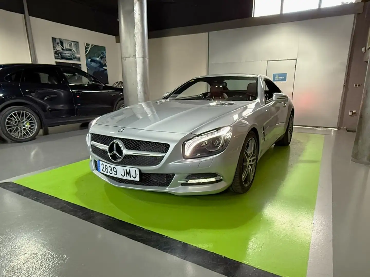 Mercedes-Benz SL 400 Aut. Plateado - 1