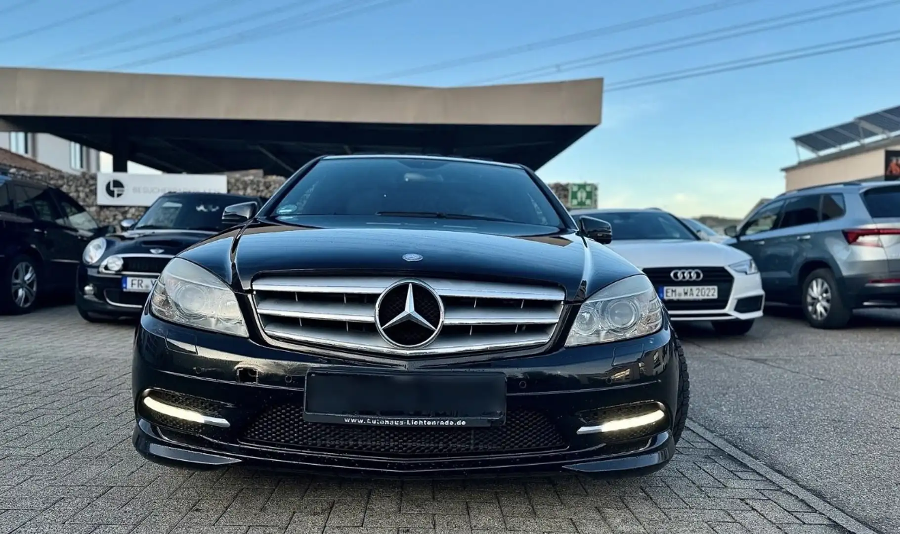 Mercedes-Benz C 300 7G-TRONIC Avantgarde Noir - 1